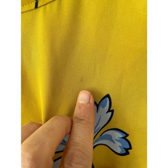 Loft yellow w/light blue floral blouse MP - Picture 2 of 6
